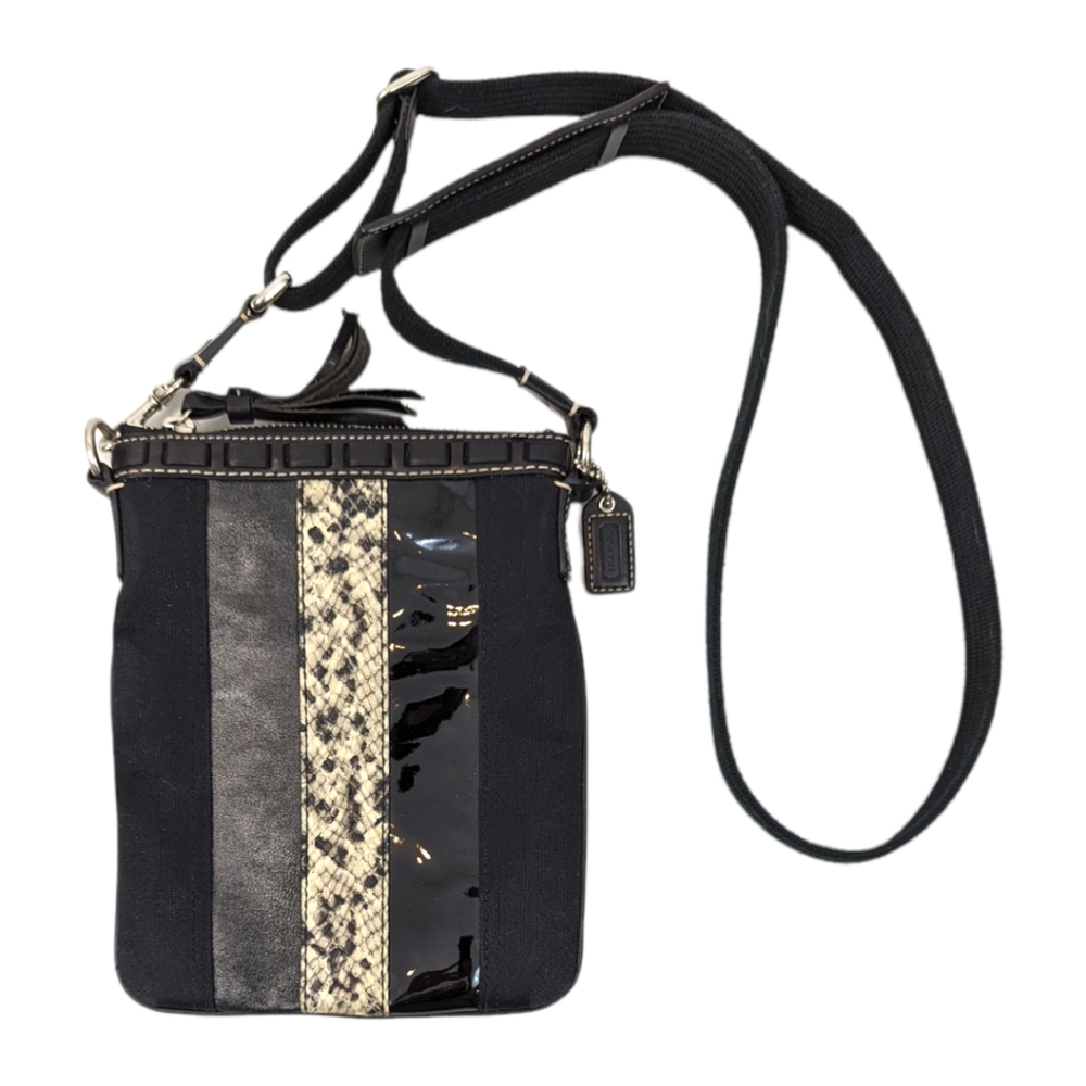 Coach Signature Logo Crossbody Purse Bag Black Patent Leather Python